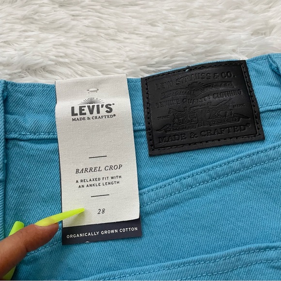 NWT Levi’s Made & Crafted High Rise Barrel Crop Straight Leg Jeans! - Picture 11 of 14